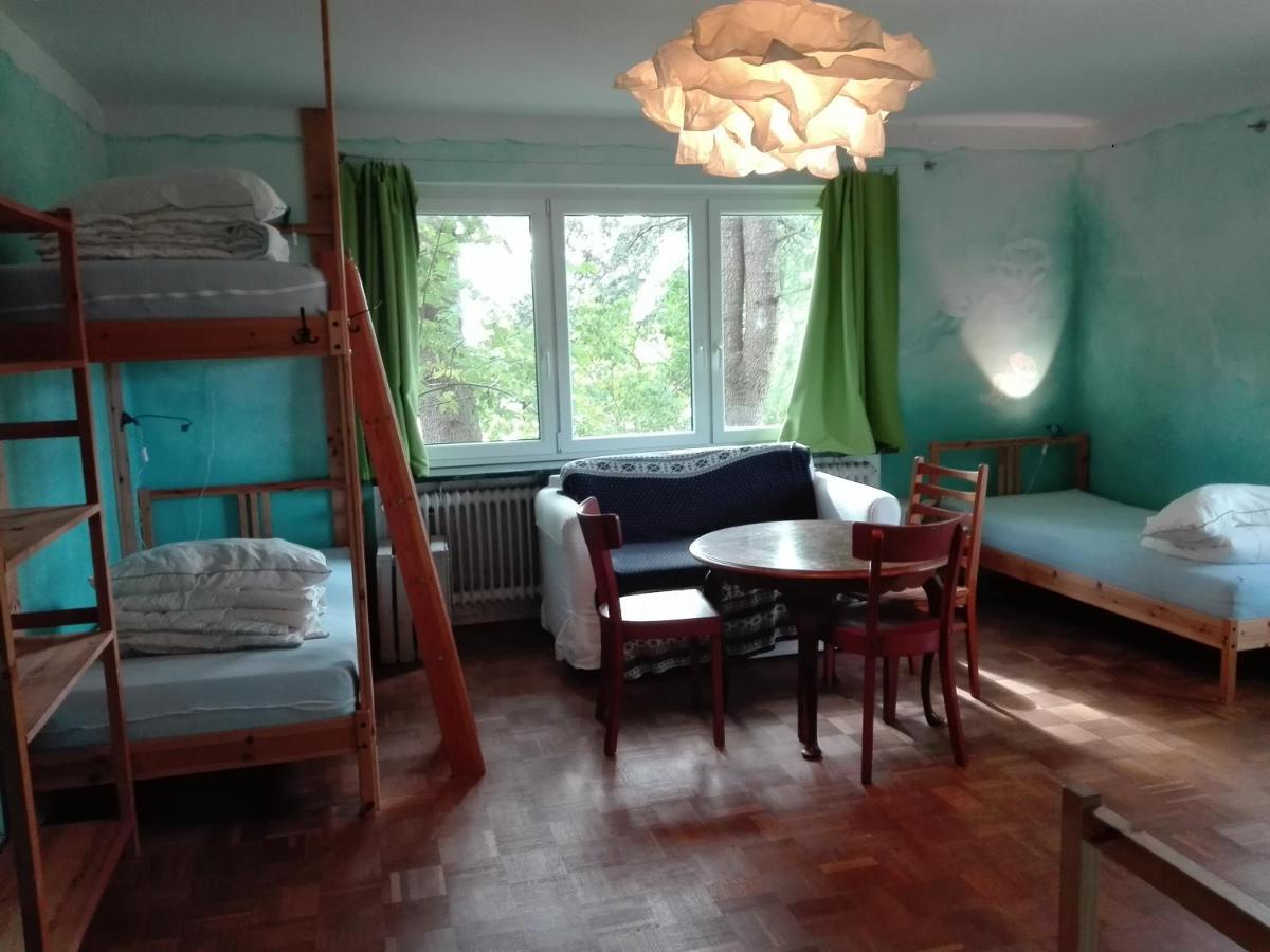 Peanuts Hostel & Meer Surendorf Exteriör bild