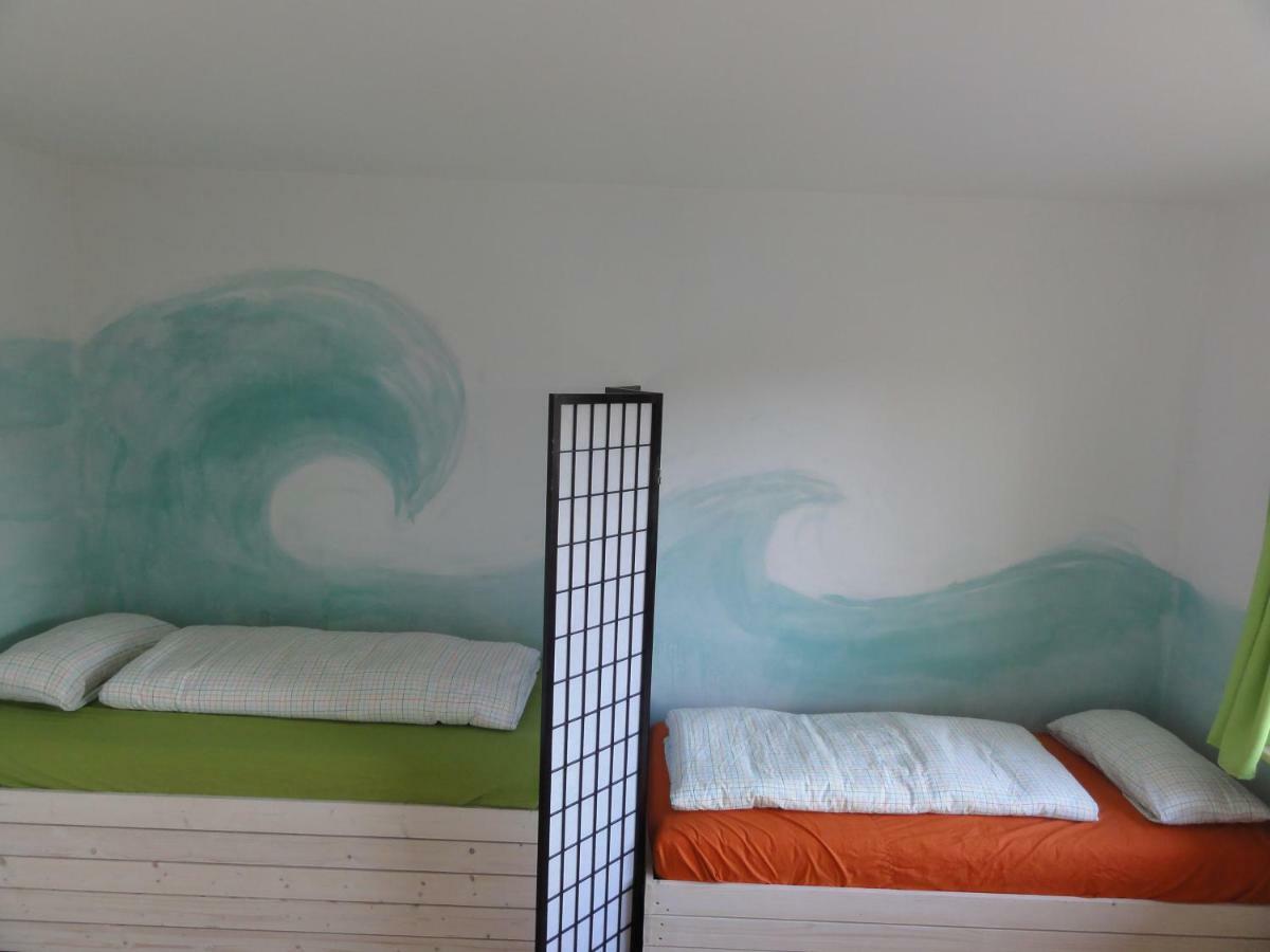 Peanuts Hostel & Meer Surendorf Exteriör bild